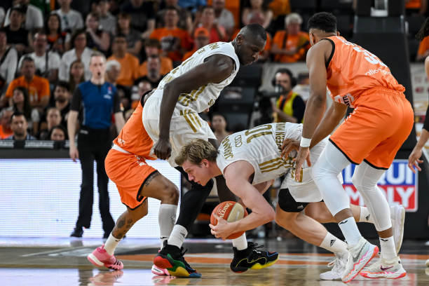 全能型中场 全能型中场